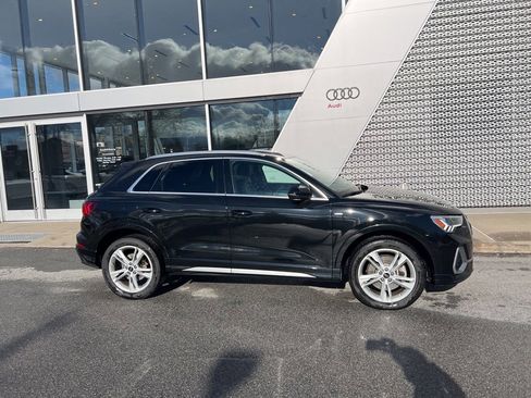 Certified 2022 Audi Q3 2.0T Premium Plus image 14