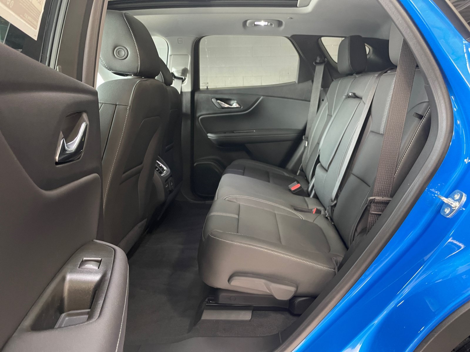 New 2026 Chevrolet Blazer LT w/ Sound & Technology Package AWD/4WD image 23