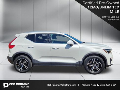 Used 2024 Volvo XC40 B5 Core AWD/4WD image 24