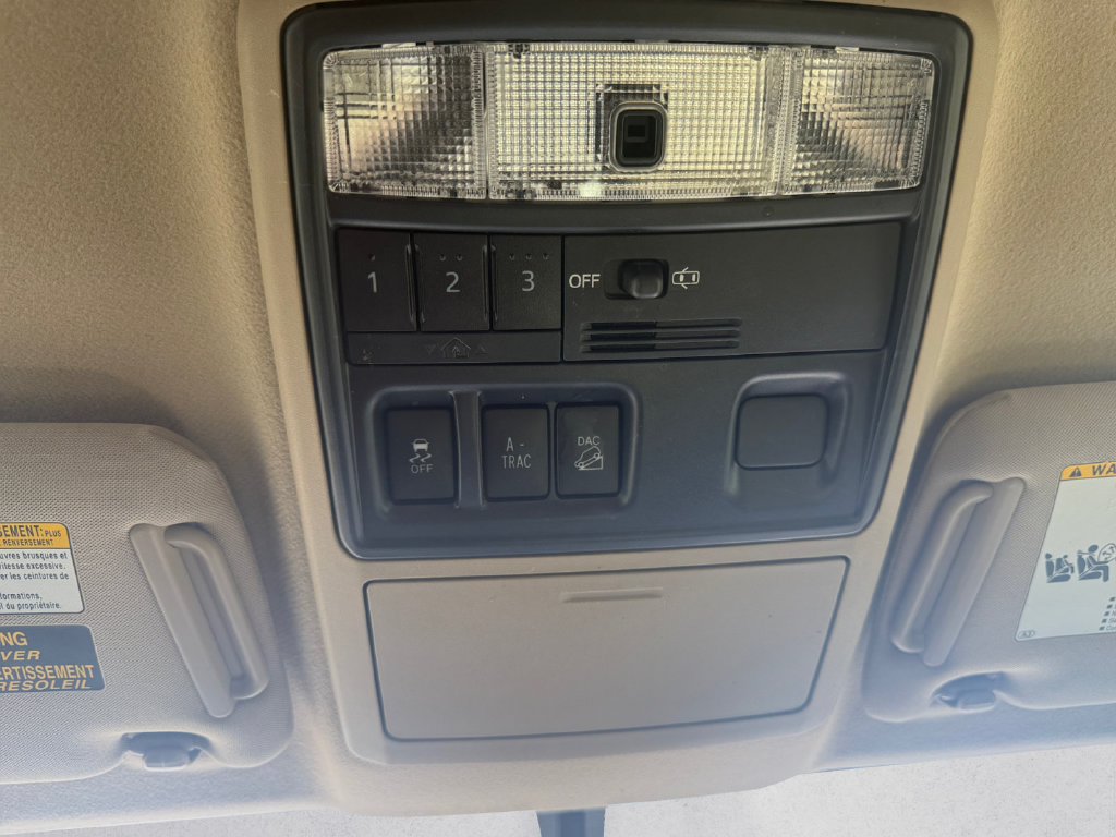 Used 2018 Toyota 4Runner SR5 Premium AWD/4WD image 25