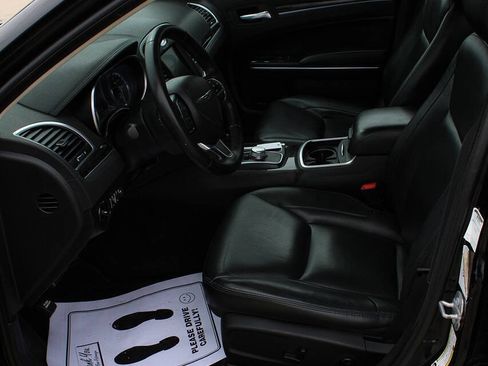 Used 2016 Chrysler 300 Limited w/ Driver Convenience Group AWD/4WD image 11