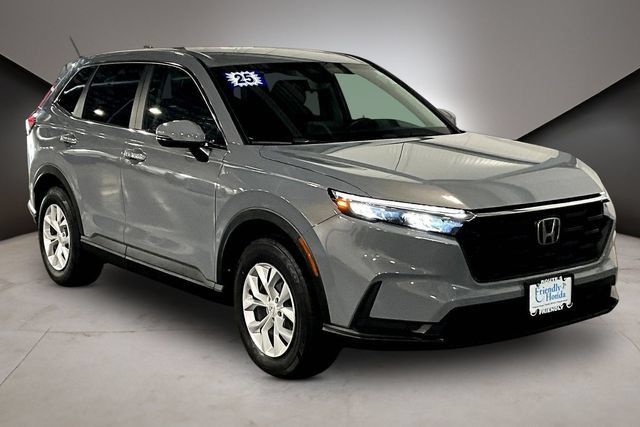 Used 2025 Honda CR-V LX image 3