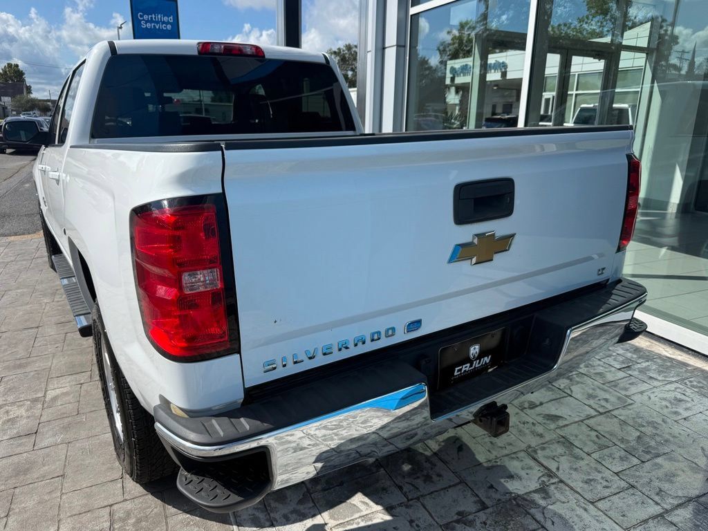 Used 2018 Chevrolet Silverado 1500 LT w/ LT Eassist Package RWD image 3