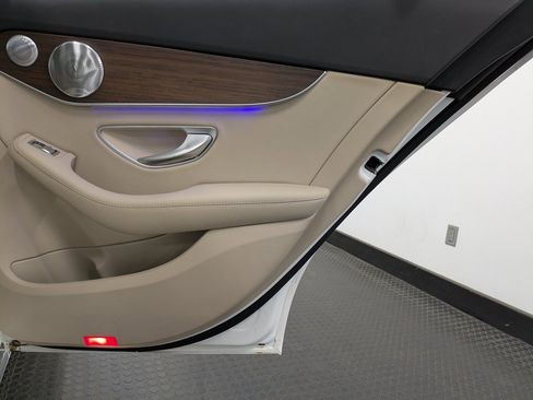 Used 2020 Mercedes-Benz C 300 4MATIC Sedan image 25