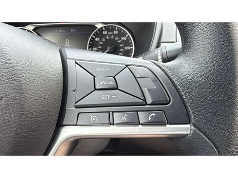 Used 2023 Nissan Altima 2.5 SV AWD/4WD image 25