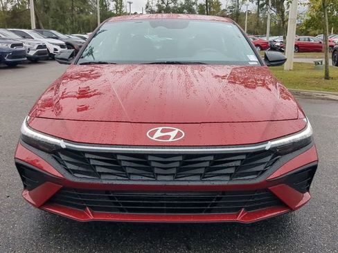 New 2025 Hyundai Elantra Sport image 9