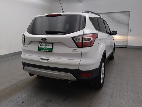 Used 2018 Ford Escape SE FWD image 7