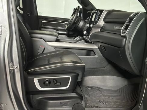 Used 2021 RAM 1500 Laramie w/ Sport Appearance Package AWD/4WD image 15