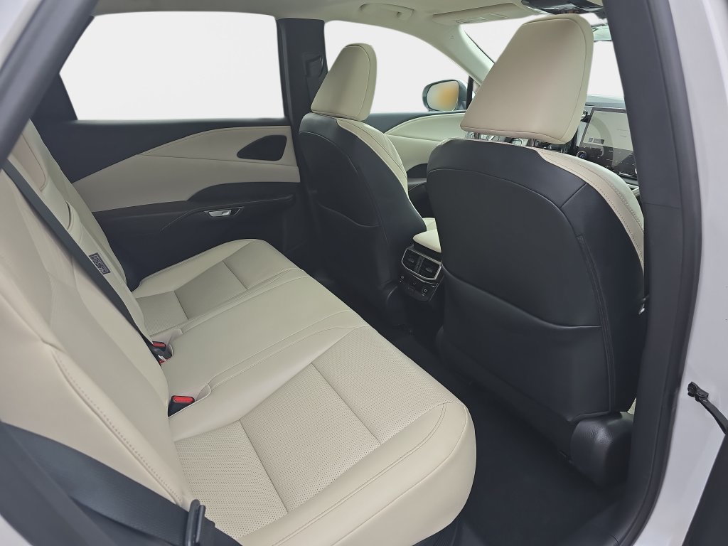 Used 2024 Lexus RX 350 w/ Technology Package AWD/4WD image 14