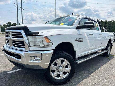 Used 2015 RAM 2500 Big Horn AWD/4WD image 2