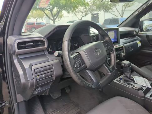 Used 2025 Toyota Tacoma SR image 11