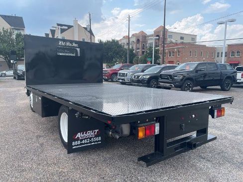 New 2024 Chevrolet Low Cab Forward image 3