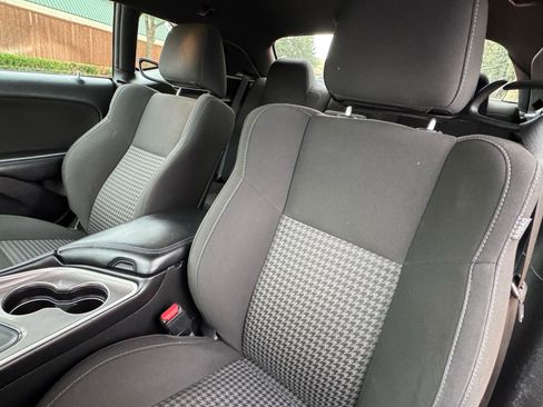 Used 2022 Dodge Challenger GT image 22