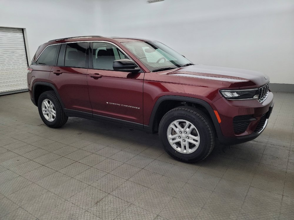 Used 2023 Jeep Grand Cherokee Laredo w/ Luxury Tech Group I AWD/4WD image 11