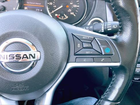 Used 2021 Nissan Rogue Sport SL image 24