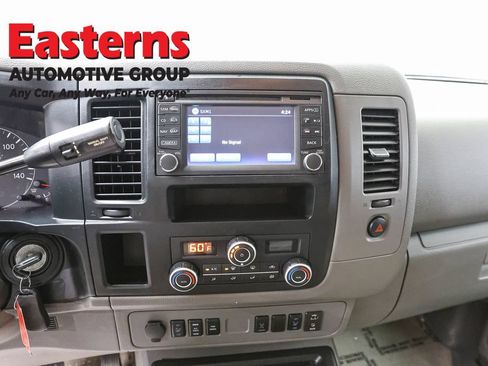 Used 2019 Nissan NV 3500 SL RWD image 11