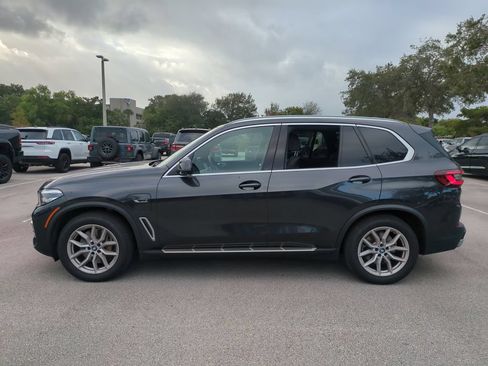 Used 2022 BMW X5 xDrive45e w/ Premium Package AWD/4WD image 7
