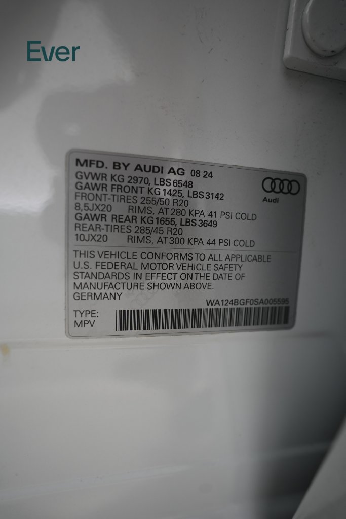 Used 2025 Audi Q6 e-tron Premium Plus AWD/4WD image 30