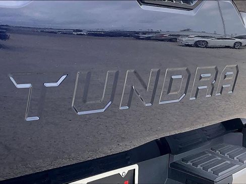 Used 2025 Toyota Tundra Limited image 31
