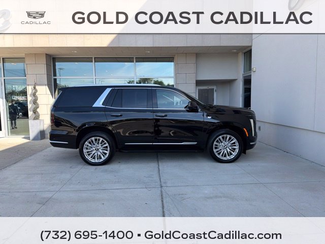 Certified 2025 Cadillac Escalade Premium Luxury w/ LPO, Floor Liner Package AWD/4WD image 4