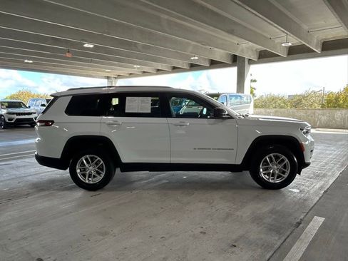 Used 2025 Jeep Grand Cherokee L Laredo image 6