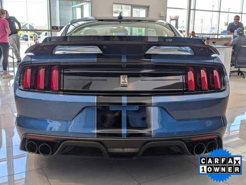 Used 2020 Ford Mustang Shelby GT350 w/ Technology Package RWD image 4