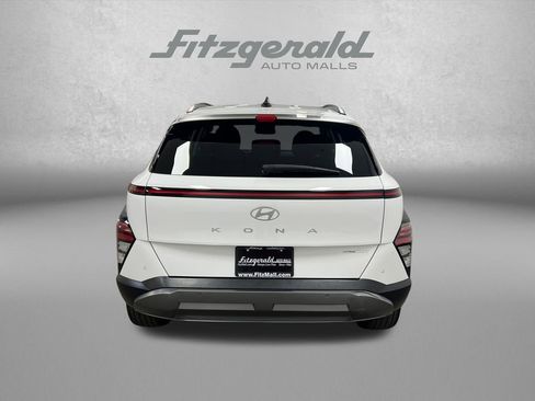 Used 2024 Hyundai Kona Limited AWD/4WD image 7