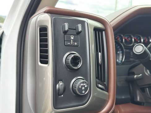 Used 2017 Chevrolet Silverado 3500 High Country w/ Duramax Plus Package AWD/4WD image 16