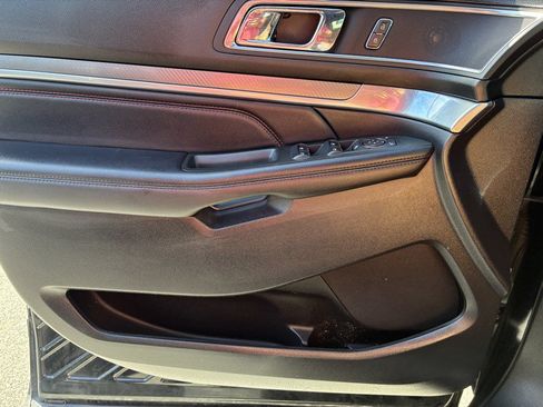 Used 2019 Ford Explorer Sport AWD/4WD image 15