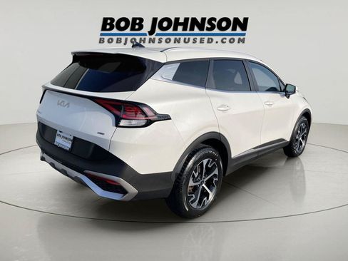 Used 2023 Kia Sportage EX AWD/4WD image 3