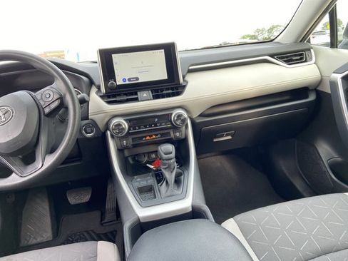 Used 2025 Toyota RAV4 XLE image 15