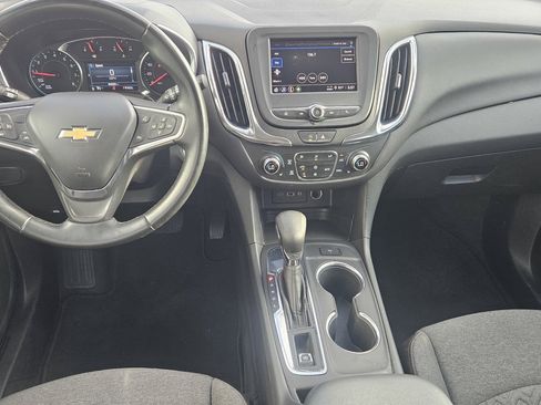 Used 2024 Chevrolet Equinox LT FWD image 8