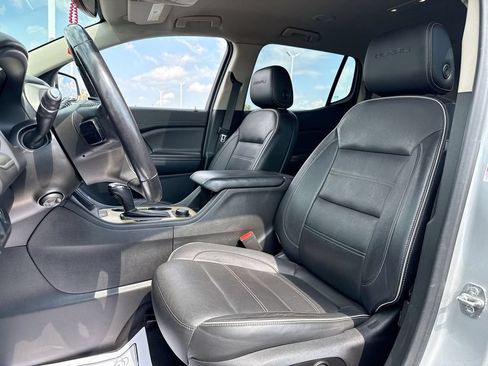 Used 2019 GMC Acadia Denali FWD image 11