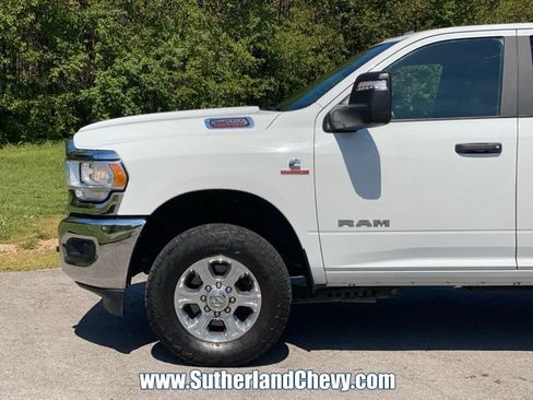 Used 2024 RAM 2500 Big Horn AWD/4WD image 9