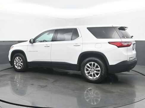Used 2019 Chevrolet Traverse LS AWD/4WD image 3