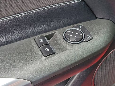 Used 2016 Ford Mustang Coupe image 13