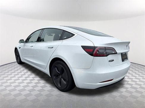 Used 2018 Tesla Model 3 Mid Range image 7