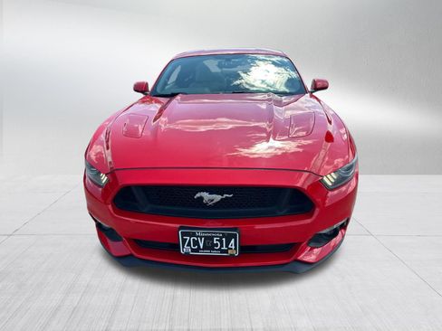 Used 2015 Ford Mustang GT RWD image 3
