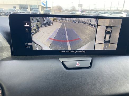 Certified 2025 MAZDA CX-70 Plug-In Hybrid w/ Premium Plus image 23