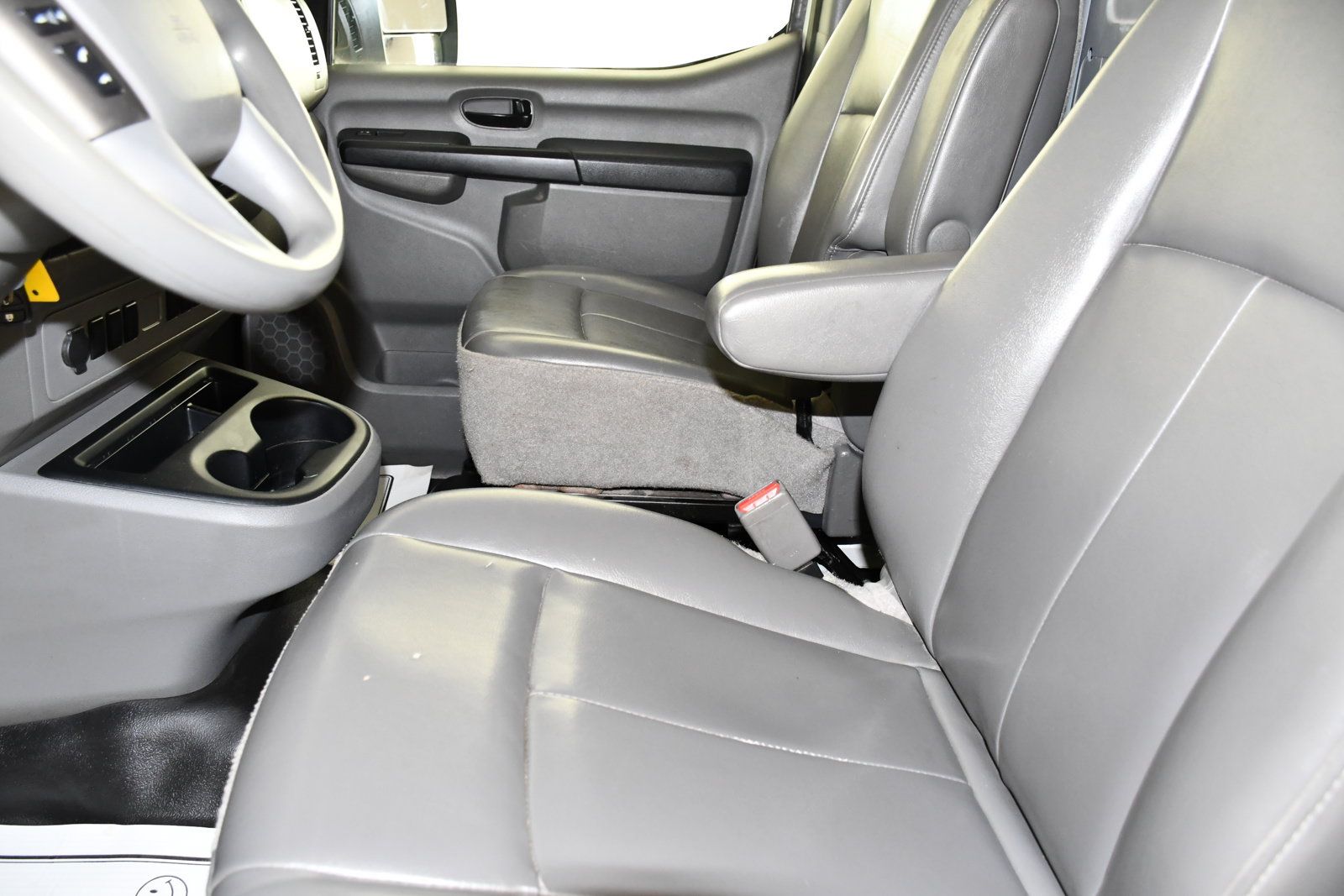 Used 2018 Nissan NV 1500 S RWD image 37