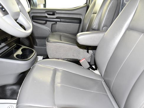 Used 2018 Nissan NV 1500 S RWD image 37