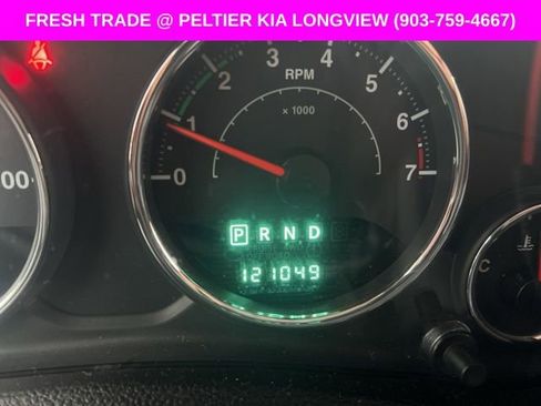 Used 2013 Jeep Wrangler Unlimited Sahara w/ Connectivity Group AWD/4WD image 12