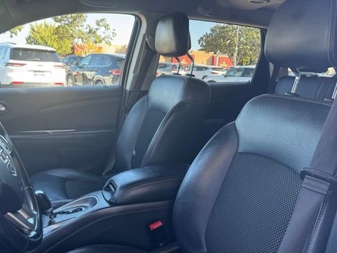 Used 2019 Dodge Journey Crossroad image 22