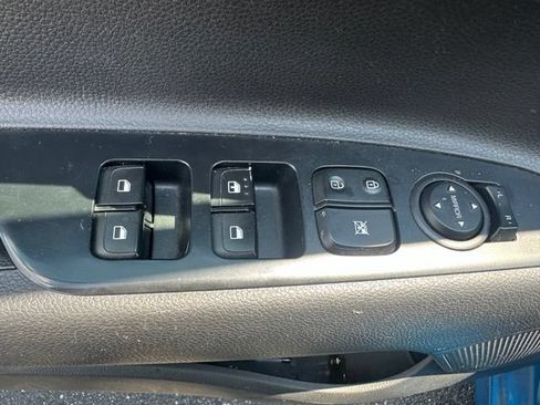 Used 2021 Kia Rio S FWD image 12