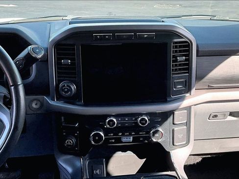 Used 2024 Ford F150 XLT w/ Mobile Office Package image 10