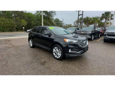 Used 2024 Ford Edge Titanium image 8