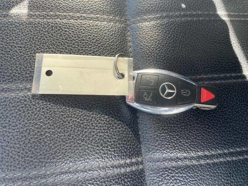 Used 2013 Mercedes-Benz GL 450 4MATIC w/ Premium 1 Pkg image 46