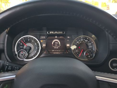 Used 2021 RAM 1500 Laramie image 28