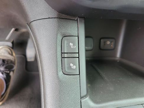 Used 2017 GMC Acadia SLT FWD image 15