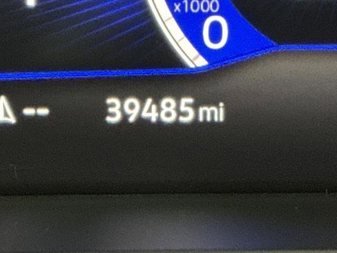 Used 2022 Volkswagen Tiguan SE image 6